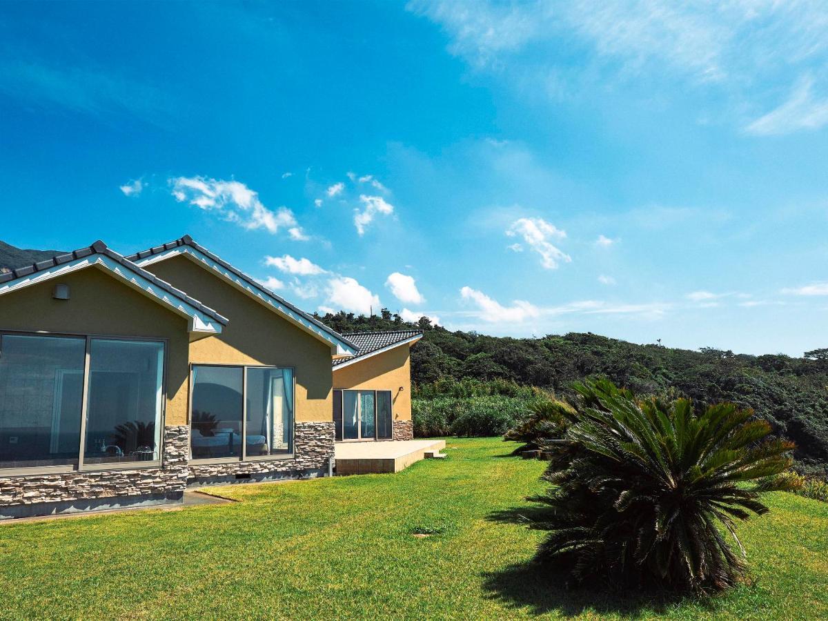 Resort Villa Miko Oshima Экстерьер фото