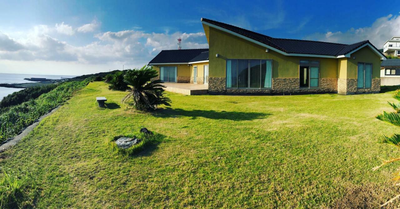 Resort Villa Miko Oshima Экстерьер фото